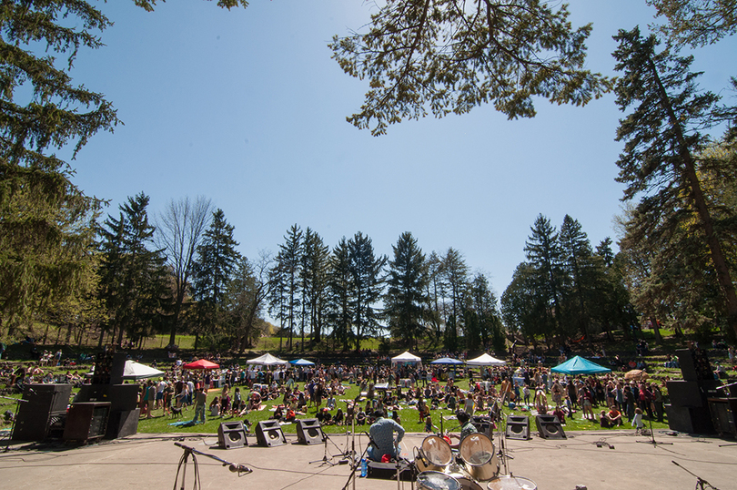 Celebrate Earth Day at Thornden Park with music, food and minimal waste