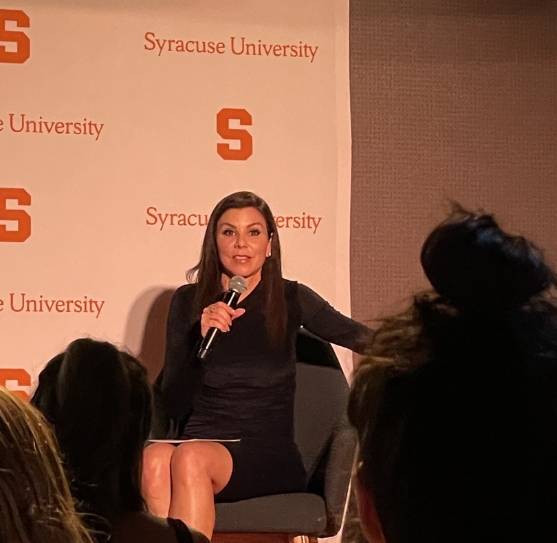 &#8216;Live it to the fullest&#8217;: Heather Dubrow returns to SU to record her podcast