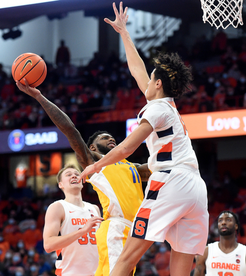 SU’s strong defense snaps 3-game losing streak in 77-61 win over Pittsburgh