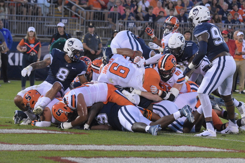 Syracuse turns to Oronde Gadsden, Max Mang without Chris Elmore against UConn