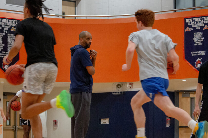 Former SU star Preston Shumpert returns to coach Liverpool JV boys’ basketball