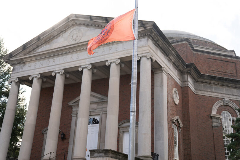 Annual commemoration service honors SU community members who died this year