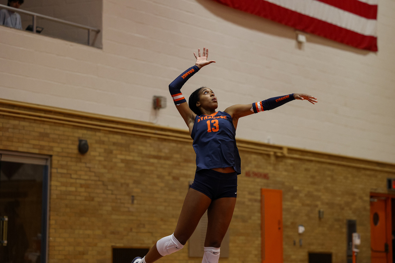 Syracuse drops ACC opener in straight sets to No. 5 Louisville