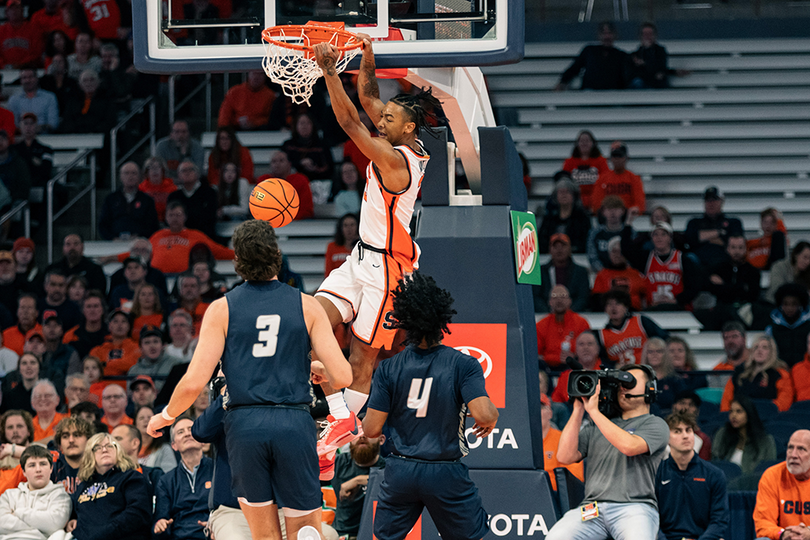 Syracuse defeats New Hampshire 83-72 in Adrian Autry&#8217;s 1st win