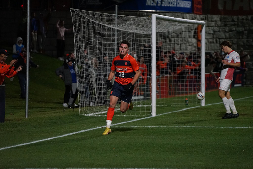 Syracuse defeats BU 3-1 in 1st round of NCAA tournament, scores 3 goals in 11-minute span