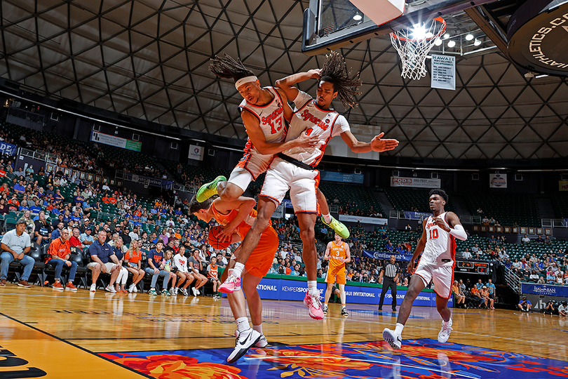 Syracuse squanders early lead, loses 73-56 to No. 7 Tennessee