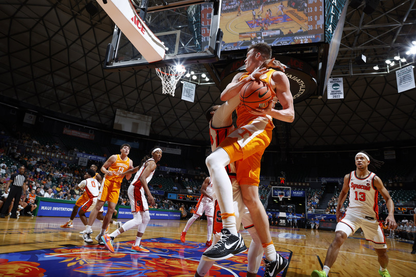 Observations from SU’s loss to No. 7 Tennessee: Williams’ spark, McLeod’s rebounding