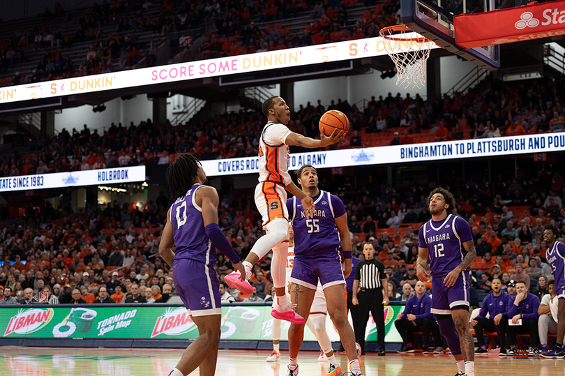 40-point performance from SU&#8217;s bench spurs 83-71 victory over Niagara