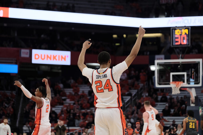 Beat writers split on Syracuse&#8217;s chances against Miami